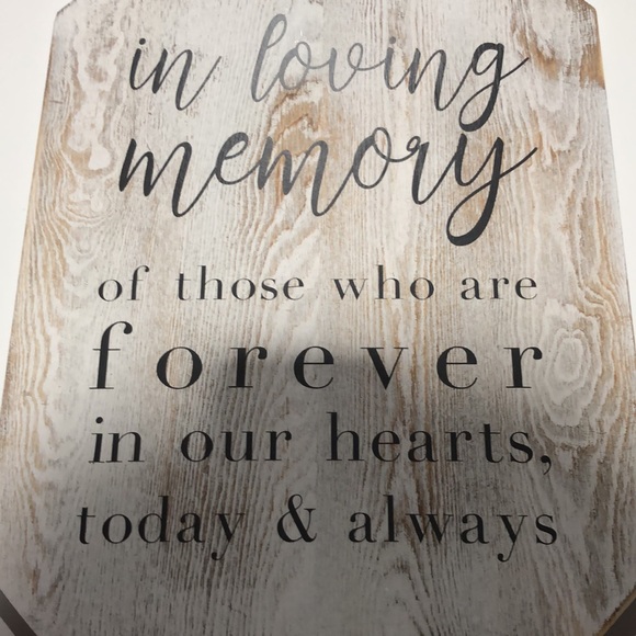 Memory distressed sign - Picture 2 of 7